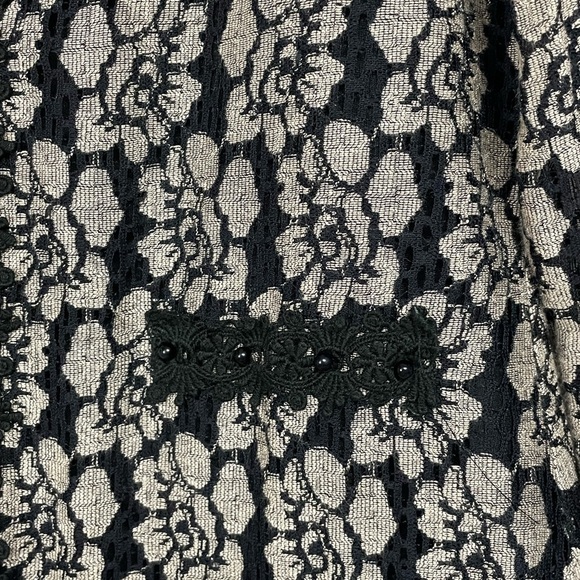 A'Reve Black Cream Floral Lace Cardigan Medium - Picture 7 of 9